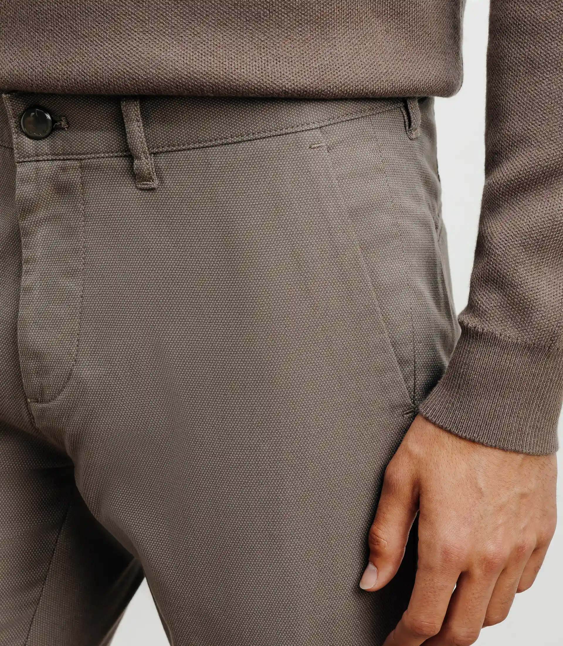 Pantalon armuré slim taupe – Image 2