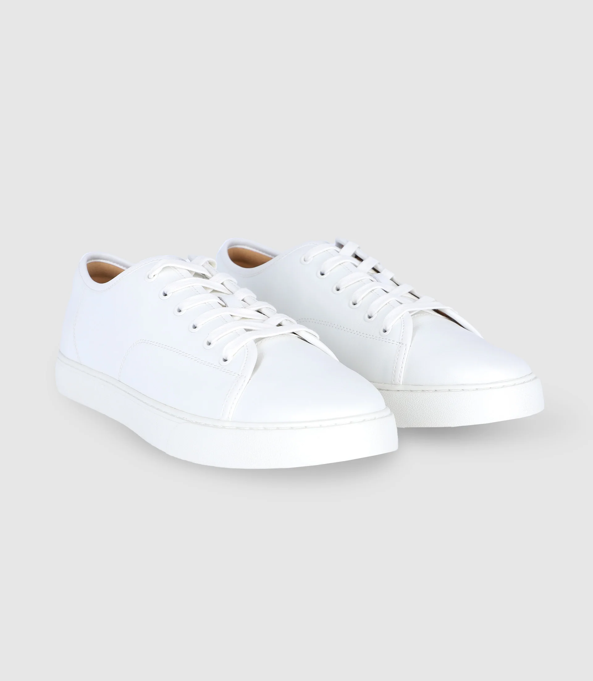 Baskets à lacets en cuir blanches – Image 2