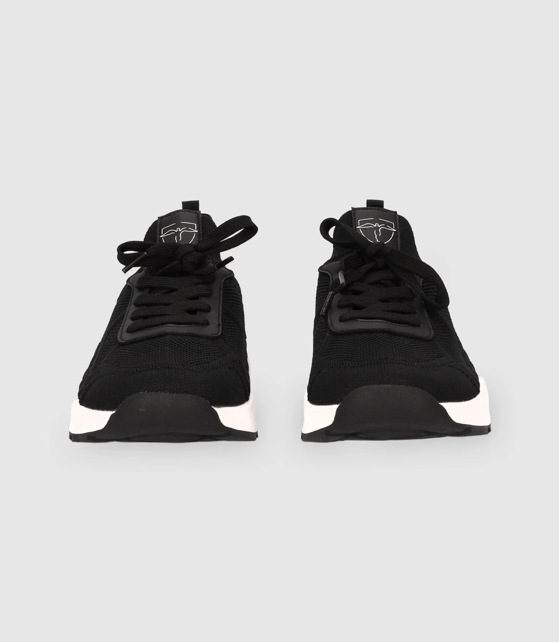 Chaussures sneakers en maille noires – Image 2