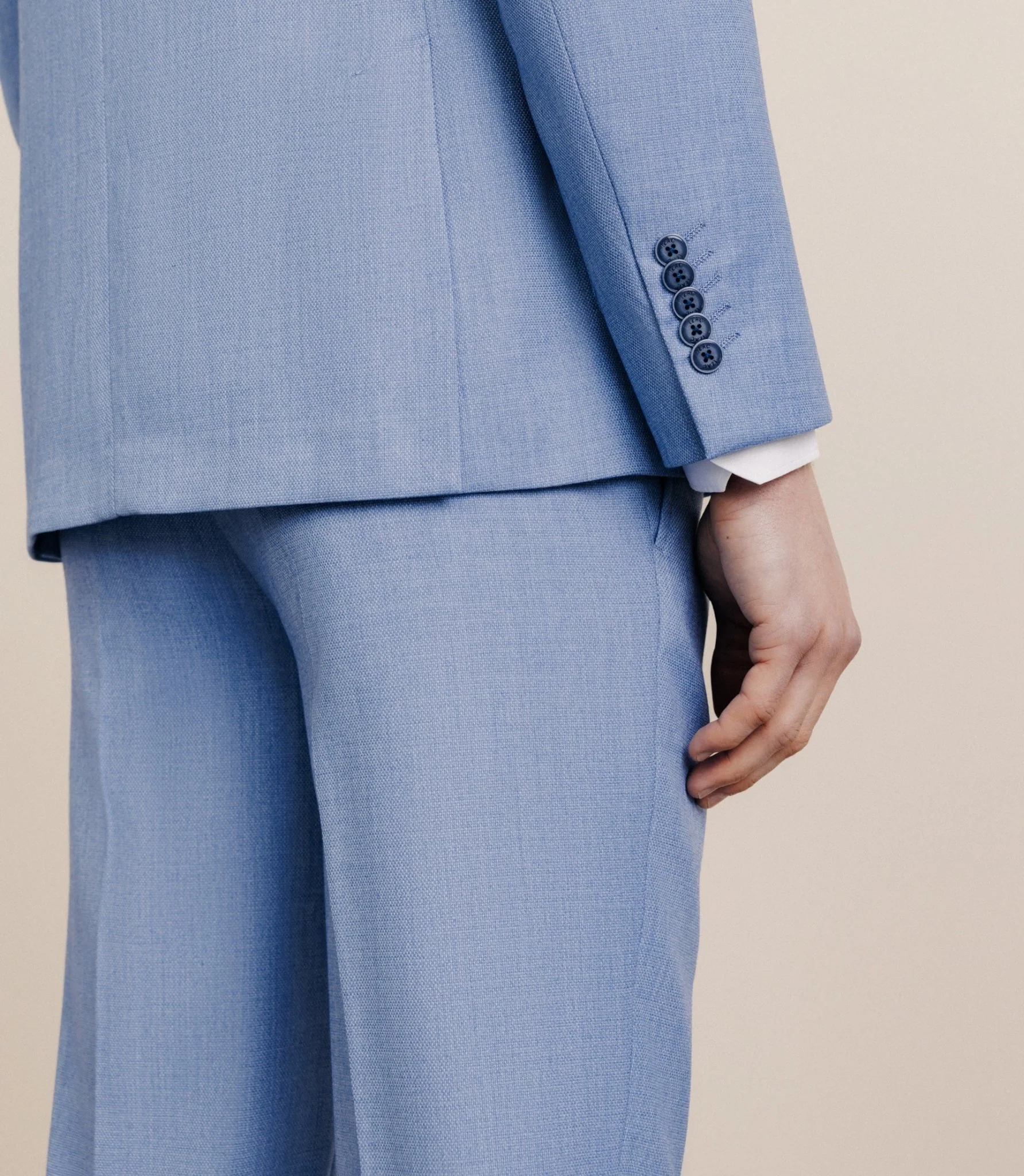 Costume 2 boutons bleu ciel – Image 5