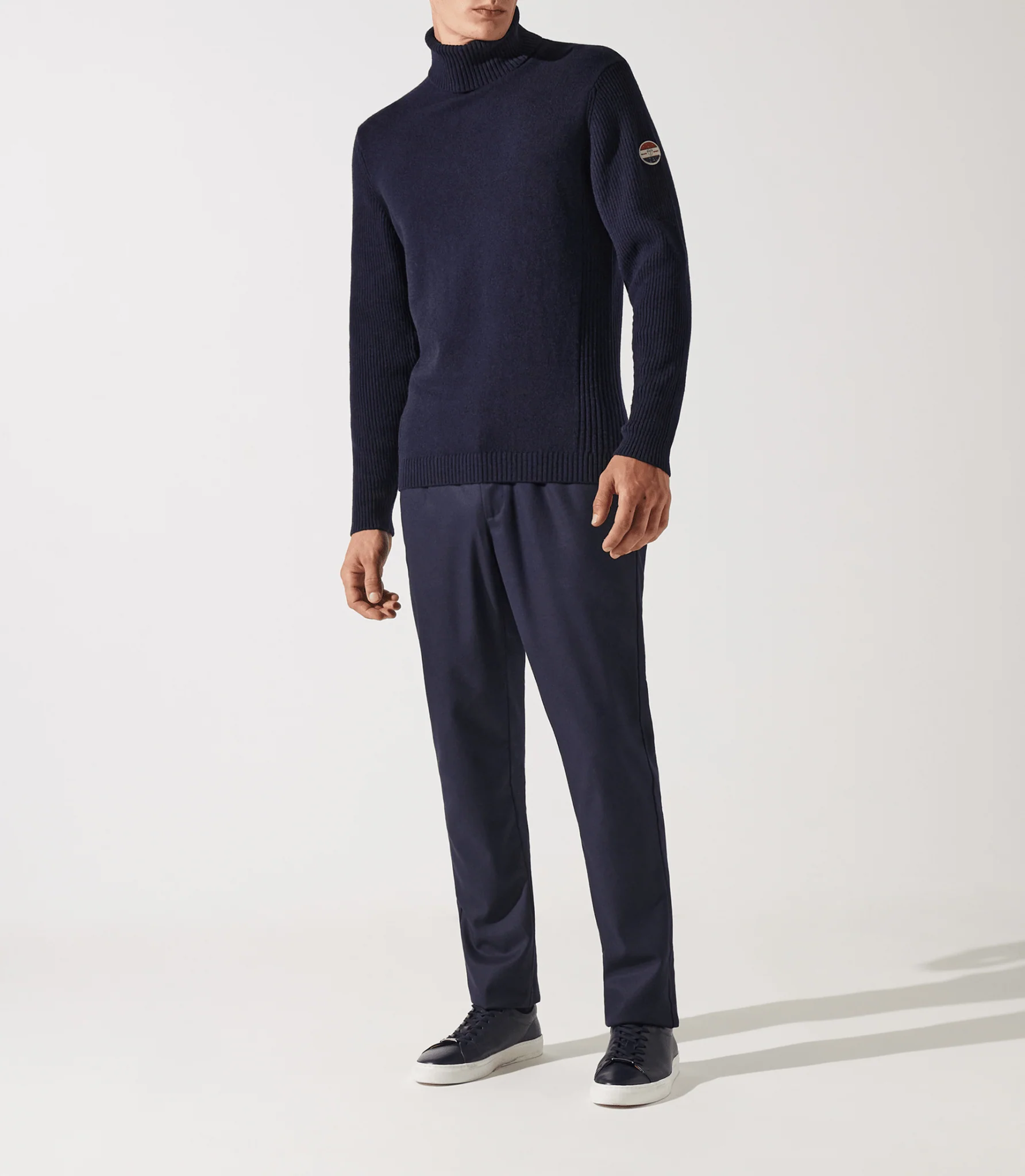 Pull col roulé sport marine – Image 2